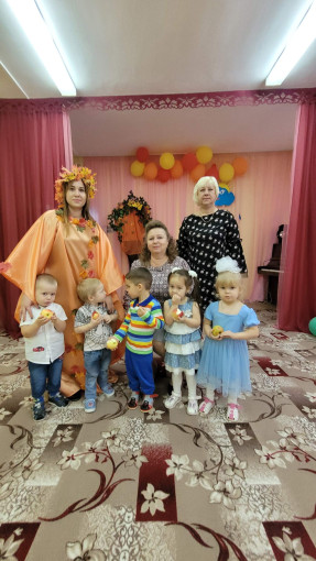 Осень золотая Осень золотая.